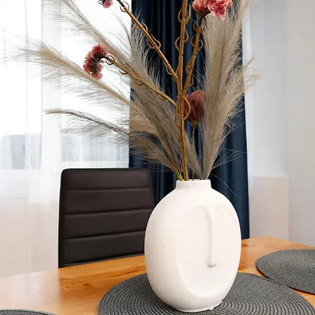 Old Town - Charming Escape - Pet Friendly Appartement *