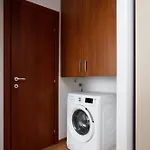 Charming Escape, Heart Of Old Town - Pet Friendly Apartamento