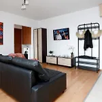Apartment Charming Escape 1Br, Heart Of Old Town - Pet Friendly Bucharest