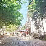 Charming Escape, Heart Of Old Town - Pet Friendly
