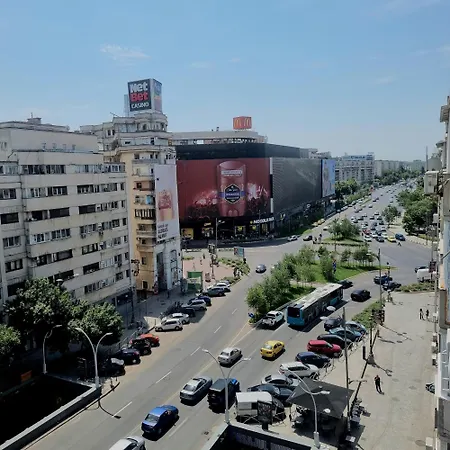 Old Town - Charming Escape - Pet Friendly Appartement Bucarest