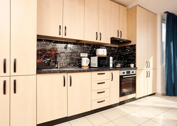 Old Town - Charming Escape - Pet Friendly *