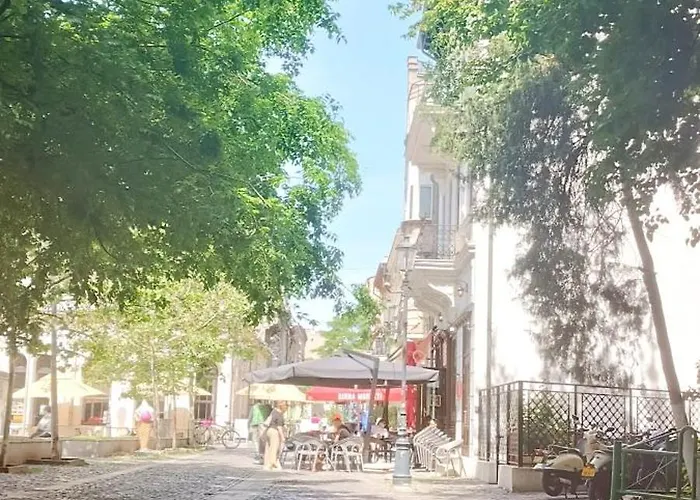Old Town - Charming Escape - Pet Friendly